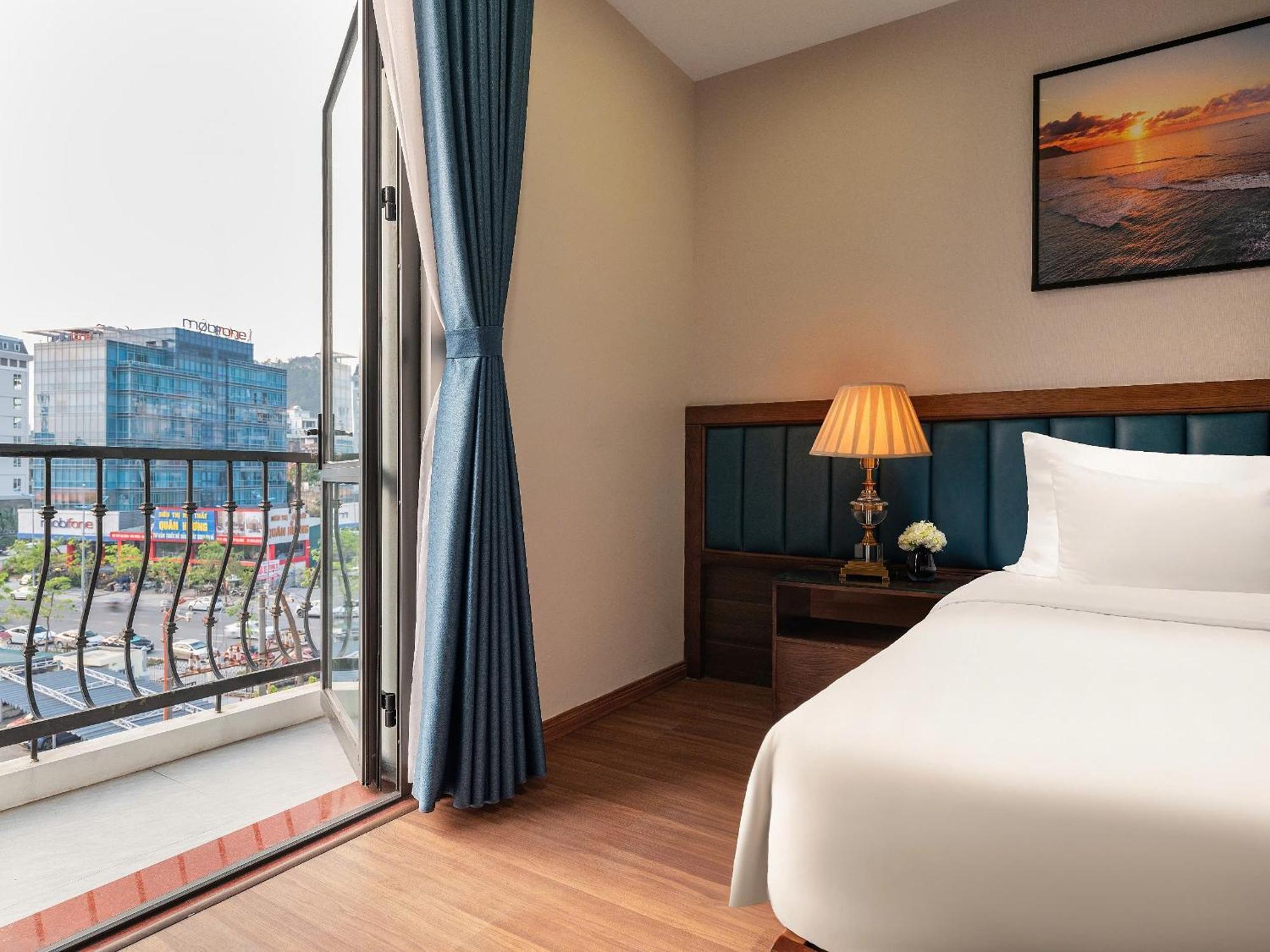 Halong Boutique Hotel Ха Лонг Екстериор снимка