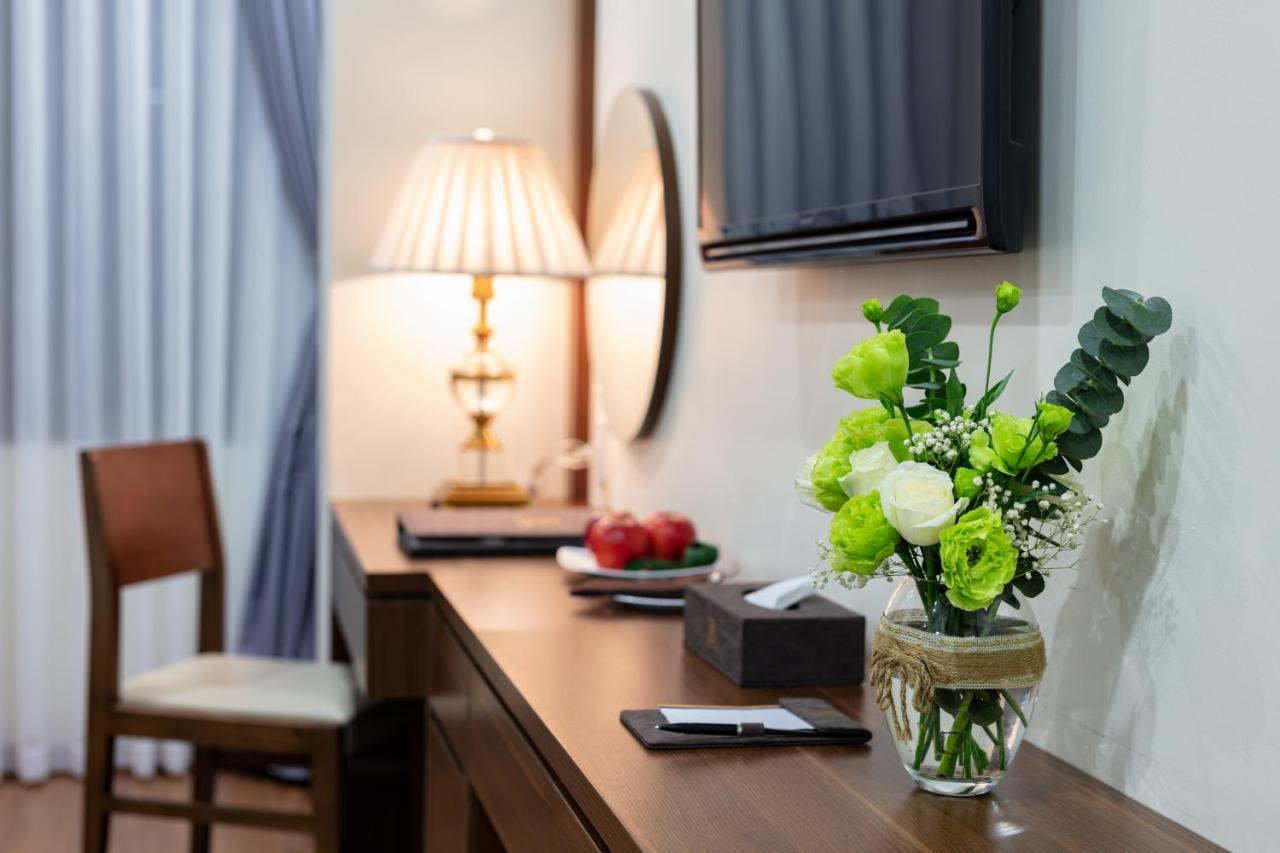 Halong Boutique Hotel Ха Лонг Екстериор снимка