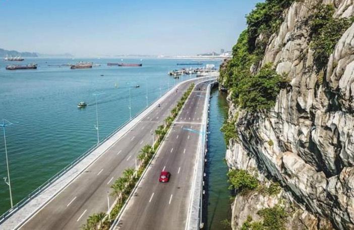 Halong Boutique Hotel Ха Лонг Екстериор снимка